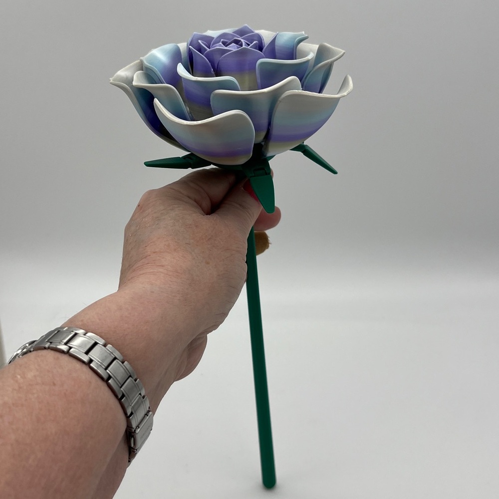 3D printed Articulated Rose stem 10” L Rose opens and closes Fidget Fun Collec…